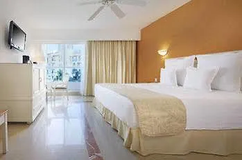 Barcelo Costa Cancun All Inclusive