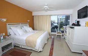 Hotel Barcelo Costa Cancun All Inclusive