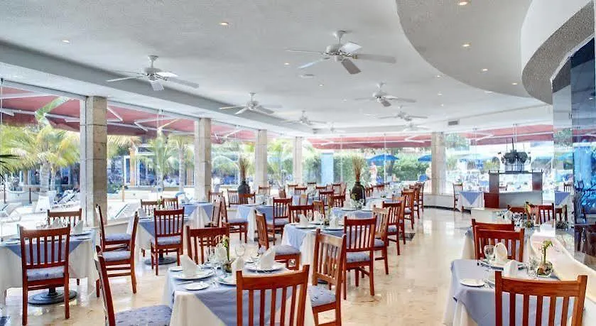 Hotel Barcelo Costa Cancun All Inclusive