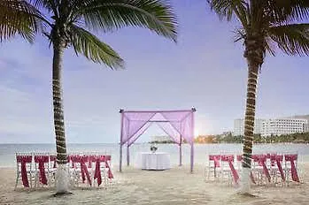 Hotel Barcelo Costa Cancun All Inclusive